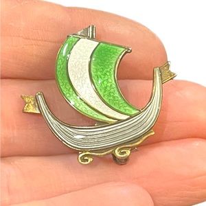 NORWAY DESIGNER AKSEL HOLMSEN STERLING SILVER GOLD ENAMEL VIKING SHIP PIN BROOCH